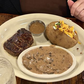 Angus Grille - Filet Minot with Loaded Baked Potato and Red Wine Mushrooms - Desserts Near Me - Pittsburg, Texas Angus Grille - Filet Minot with Loaded Baked Potato and Red Wine Mushrooms - Desserts Near Me - Pittsburg, Texas