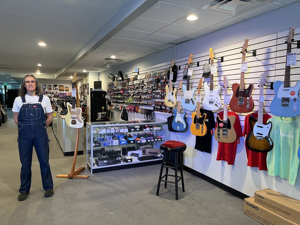 FIREHOUSE GUITARS AND MUSIC Updated June 2024 29 Photos 612