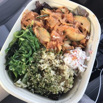 Poke Bar - Good quality fish. This is a medium with 3 scoops. - Hawaiian Near Me - El Segundo, California