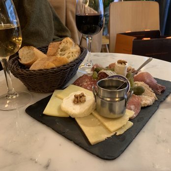 Le Musset - French Near Me - Paris, 75 Le Musset - French Near Me - Paris, 75