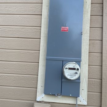 White's Electric - New panel installed and trimmed out - Electricians Near Me White's Electric - New panel installed and trimmed out - Electricians Near Me