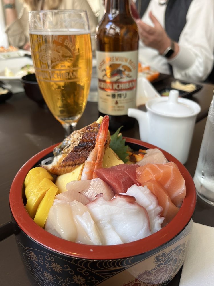 FLO Japanese Sushi Restaurant & Sake Bar