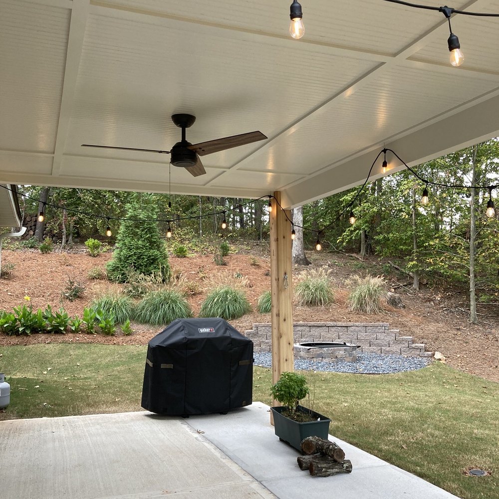 Rear covered patio