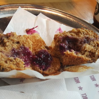 Pret A  Manger - High protein muffin - Sandwiches Near Me - London, XGL