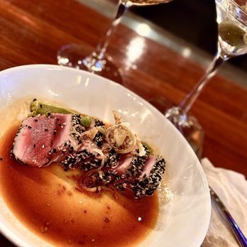 HT Grill - Monday's Wine Pairing - New American Near Me - Redondo Beach, California