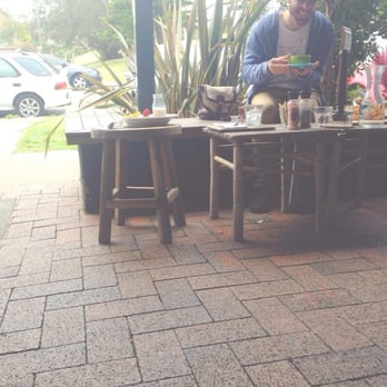 Armchair Collective - Lovely beach surroundings - Restaurants Near Me - Mona Vale, NSW