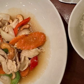 Ziree Thai and Sushi - Cashew chicken - Sushi Bars Near Me - Delray Beach, Florida Ziree Thai and Sushi - Cashew chicken - Sushi Bars Near Me - Delray Beach, Florida