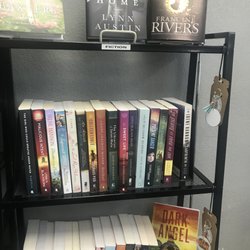 Hidden Treasures Gifts & BOOK-TEA-QUE