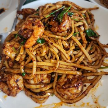 Szechuan First Restaurant - Hot Shrimp chow mein - Szechuan Near Me - Kent, Washington Szechuan First Restaurant - Hot Shrimp chow mein - Szechuan Near Me - Kent, Washington