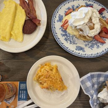 Cracker Barrel - Southern Near Me - Victorville, California Cracker Barrel - Southern Near Me - Victorville, California