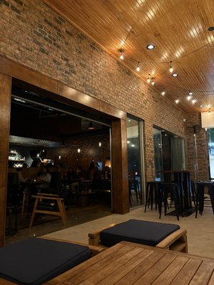 Jethro's Cocktail Lounge by null