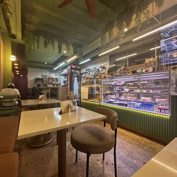 Vanilla Cafe - Inside - Cafes Near Me - Miami, Florida
