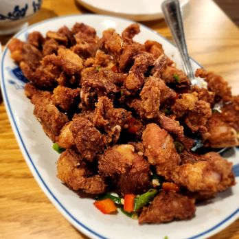 Chengdu Impression - Edgewater - Salt and pepper pork. Bones in every bite. Take it home because it's not good for eating in front of other people. - Szechuan Near Me - Chicago, Illinois Chengdu Impression - Edgewater - Salt and pepper pork. Bones in every bite. Take it home because it's not good for eating in front of other people. - Szechuan Near Me - Chicago, Illinois