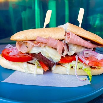 EaTo - Mortadella & fried chicken sandwich - Pizza Near Me - Minneapolis, Minnesota EaTo - Mortadella & fried chicken sandwich - Pizza Near Me - Minneapolis, Minnesota