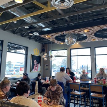 Raising Cane's Chicken Fingers - Fast Food Near Me - Lenexa, Kansas