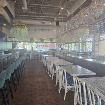 La Costa - Indoor seating - Latin American Near Me - North Lauderdale, Florida