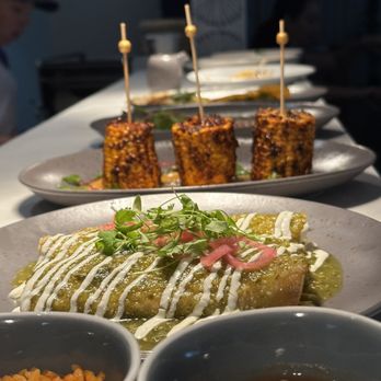 Cielito Mexican Flavors - Cielito Enchilada Verde & Mexico City Street Corn - Mexican Near Me - Irving, Texas