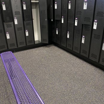 Planet Fitness - The other side of the men's locker room. - Gyms Near Me - Palatine, Illinois Planet Fitness - The other side of the men's locker room. - Gyms Near Me - Palatine, Illinois