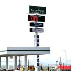 Golden Gate Auto Truck Plaza - PORT OF SUBS inside