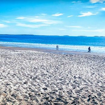 Outlook Beach House - Kinney Shores Beach - Vacation Rentals Near Me - Saco, Maine