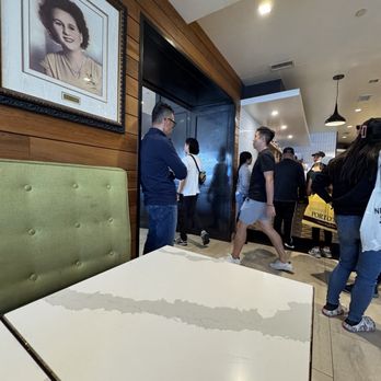 PORTO’S BAKERY & CAFE - Updated November 2024 - 12916 Photos & 11614