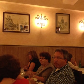 Da Francesco - Diing Room at Da Francesca - Italian Near Me - Rome, RM