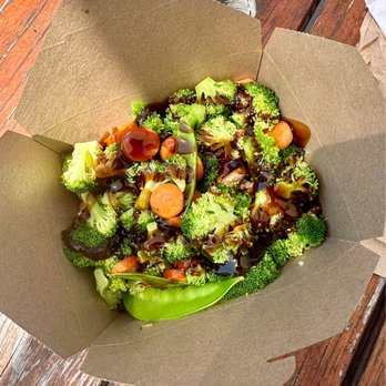 The Great Outdoor Grill - Steamed Vegetables, Grilled Seasoned Dark meat Chicken, over cooked Brown Rice with Teriyaki Sauce. - Food Trucks Near Me - Medford, Oregon