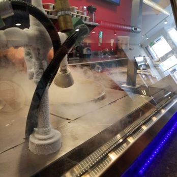 Sub Zero Nitrogen Ice Cream - Desserts Near Me - Indianapolis, Indiana