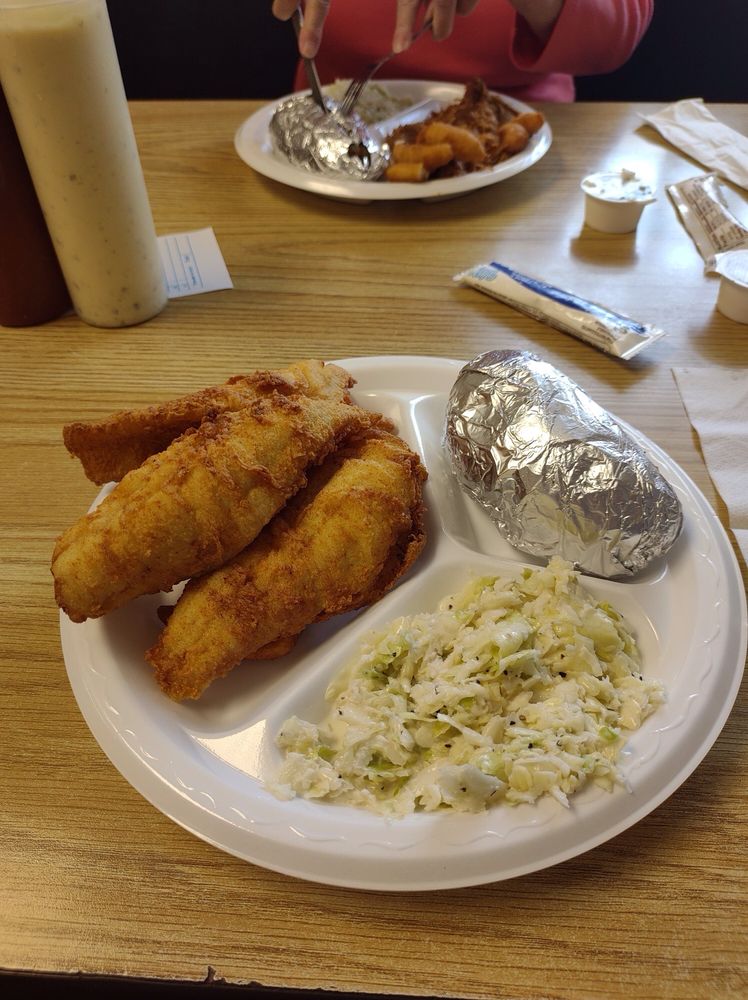 Midway Grill Logo