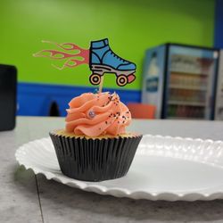Salem Fun Center - Birthday party cupcake