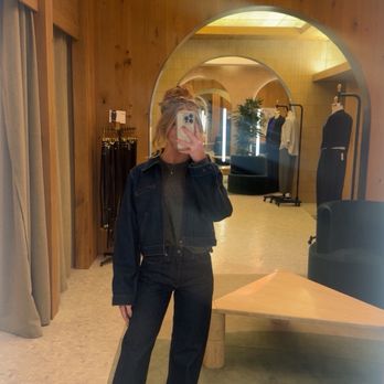 Aritzia - Accessories Near Me - Tampa, Florida Aritzia - Accessories Near Me - Tampa, Florida