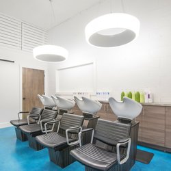 Forecast Salon - Shampoo and Relaxation area
