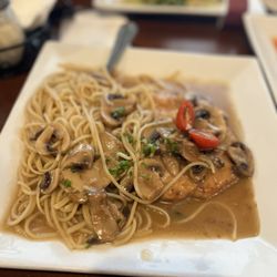 Lucianos Pizzeria Ristorante - Chicken Marsala - VN