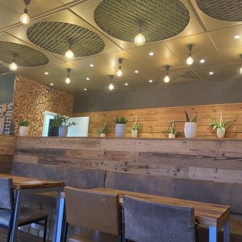 Holz Burger - Der hübsch eingerichtete Gastraum - Burgers Near Me - Eutin, SH