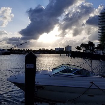 Coconuts - Gorgeous view - Seafood Near Me - Fort Lauderdale, Florida Coconuts - Gorgeous view - Seafood Near Me - Fort Lauderdale, Florida