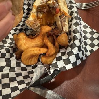 Smokin Barrels - Pulled pork - Barbeque Near Me - Jackman, Maine Smokin Barrels - Pulled pork - Barbeque Near Me - Jackman, Maine