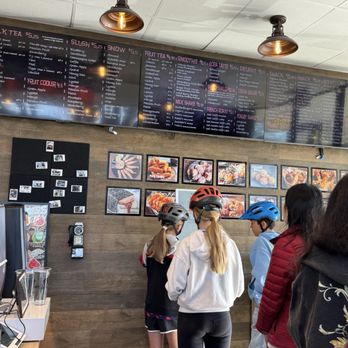 Quickly - Line to use the kiosk for ordering - Bubble Tea Near Me - Mountain View, California