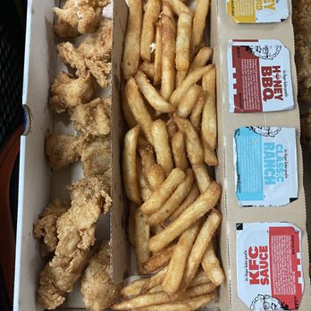 KFC - Half cooked nuggets - Fast Food Near Me - Chiefland, Florida KFC - Half cooked nuggets - Fast Food Near Me - Chiefland, Florida
