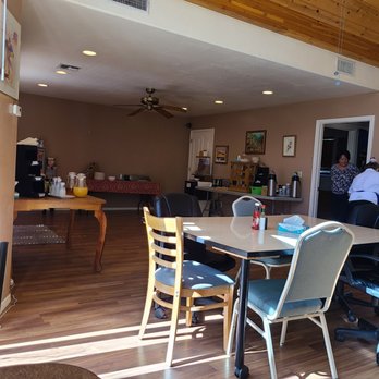 Majestic Mountain Inn - Hot breakfast stations - Hotels Near Me - Payson, Arizona Majestic Mountain Inn - Hot breakfast stations - Hotels Near Me - Payson, Arizona