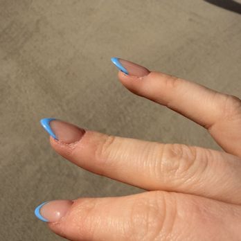 Envy Nail Spa - This photo shows the peeling on my middle finger - Nail Salons Near Me - Monroe, North Carolina Envy Nail Spa - This photo shows the peeling on my middle finger - Nail Salons Near Me - Monroe, North Carolina