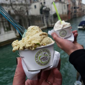 La Mela Verde - Pistachio and pear - Gelato Near Me - Venezia, VE