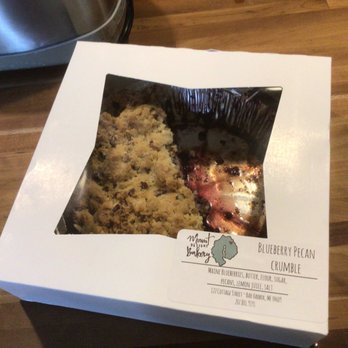 Mount Dessert Bakery - Blueberry pecan crumble pie - Bakeries Near Me - Bar Harbor, Maine Mount Dessert Bakery - Blueberry pecan crumble pie - Bakeries Near Me - Bar Harbor, Maine