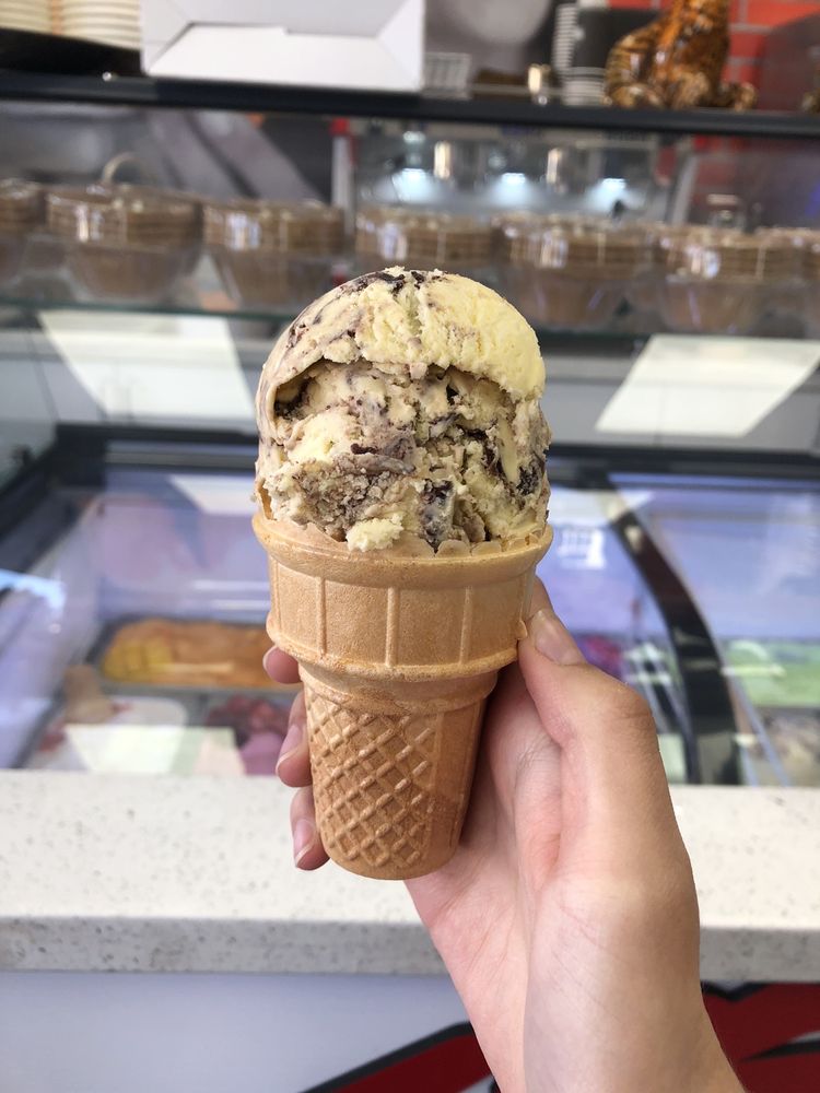 COCO LOCO Updated September 2024 25 Dundas St W, Mississauga