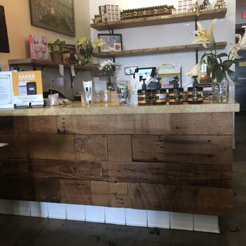 Humble Bee - Breakfast & Brunch Near Me - Northridge, California Humble Bee - Breakfast & Brunch Near Me - Northridge, California