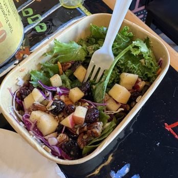 Wowee Zowee - Salad - Pizza Near Me - Tustin, California