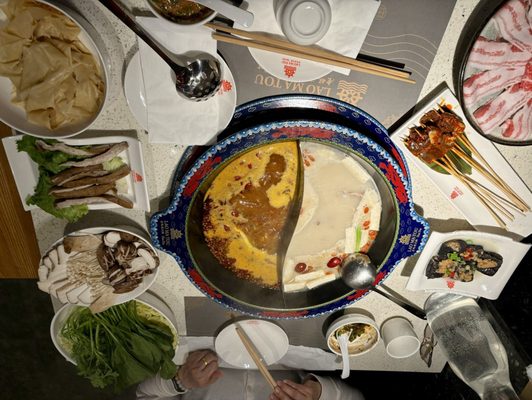 Lao Ma Tou Hot Pot 老码头火锅 by null