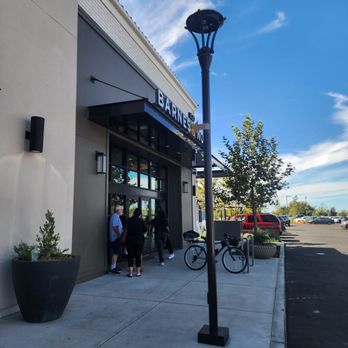 Barnes & Noble - Bookstores Near Me - Elk Grove, California