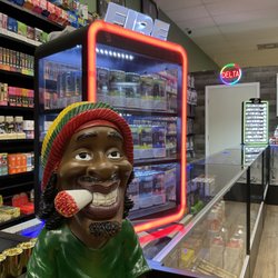 Gardens Smoke Shop