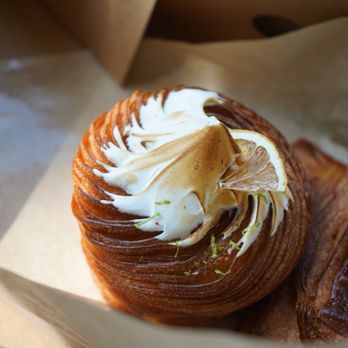Fondry - yuzu croiffin - Cafes Near Me - Los Angeles, California Fondry - yuzu croiffin - Cafes Near Me - Los Angeles, California