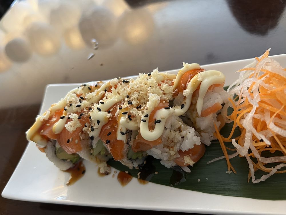 Lim's Fine Thai & Sushi Restaurant